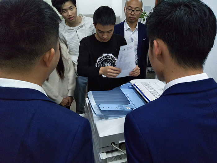 设备指导操作